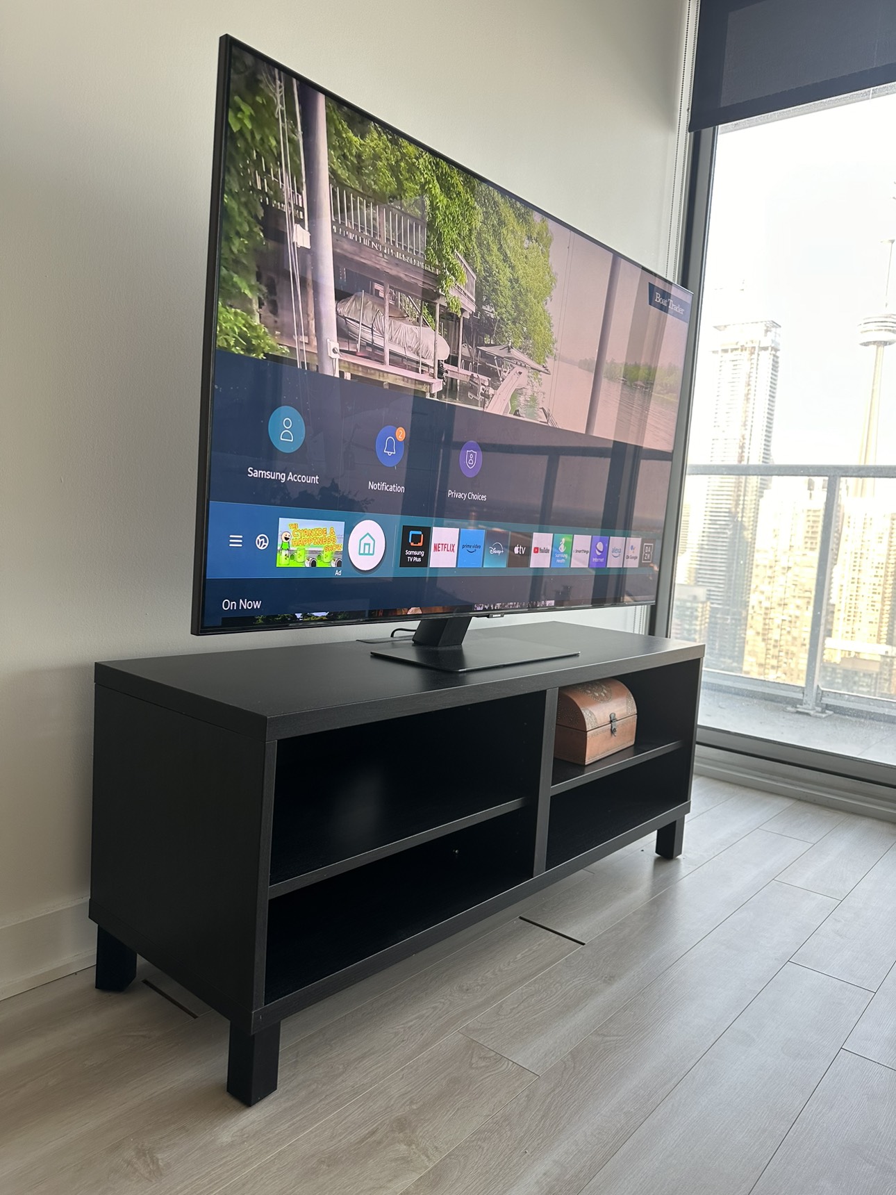 TV Bench