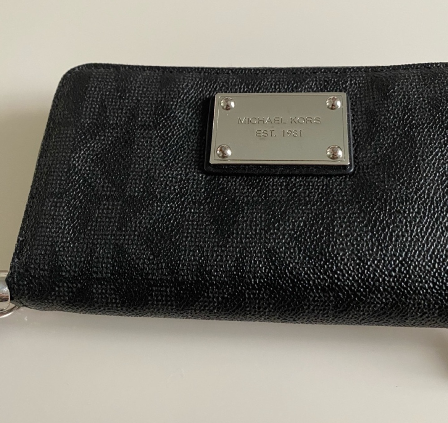 Michael Kors Wallet/Wristlet - photo 2