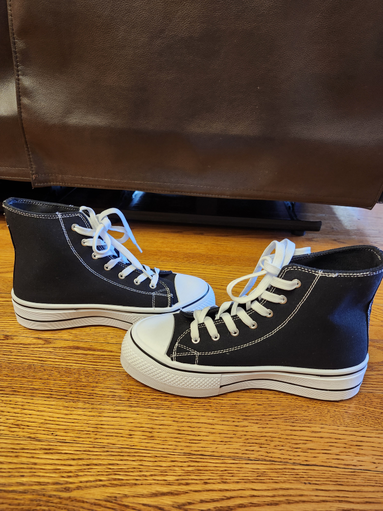 Black High Top Canvas Sneakers.  Size 8W image indicator(3)