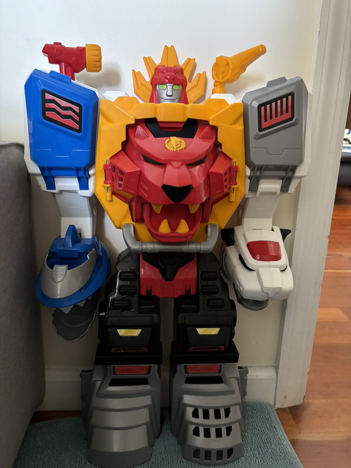Power Rangers Dino Charge Red Ranger Megazord