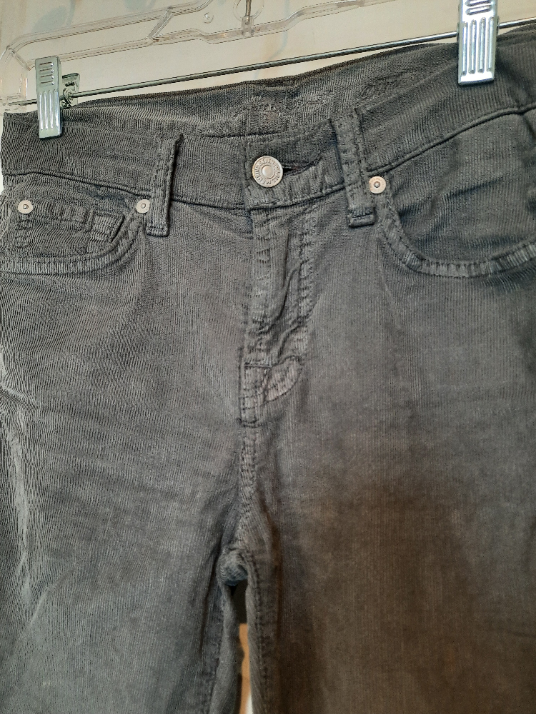 Women Jeans image indicator(2)