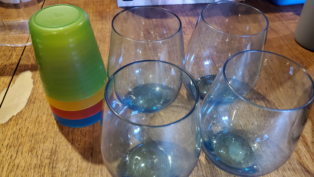 Assorted drinkware #freecycle thumbnail