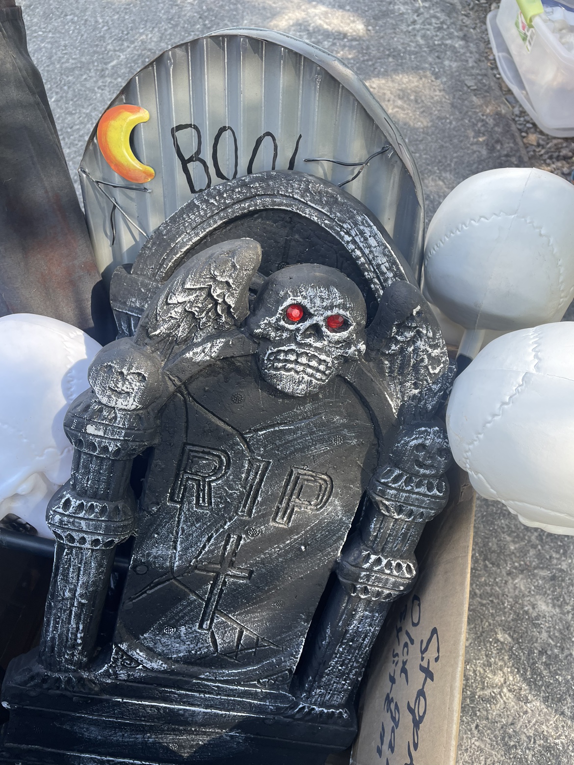 Halloween decor - photo 2