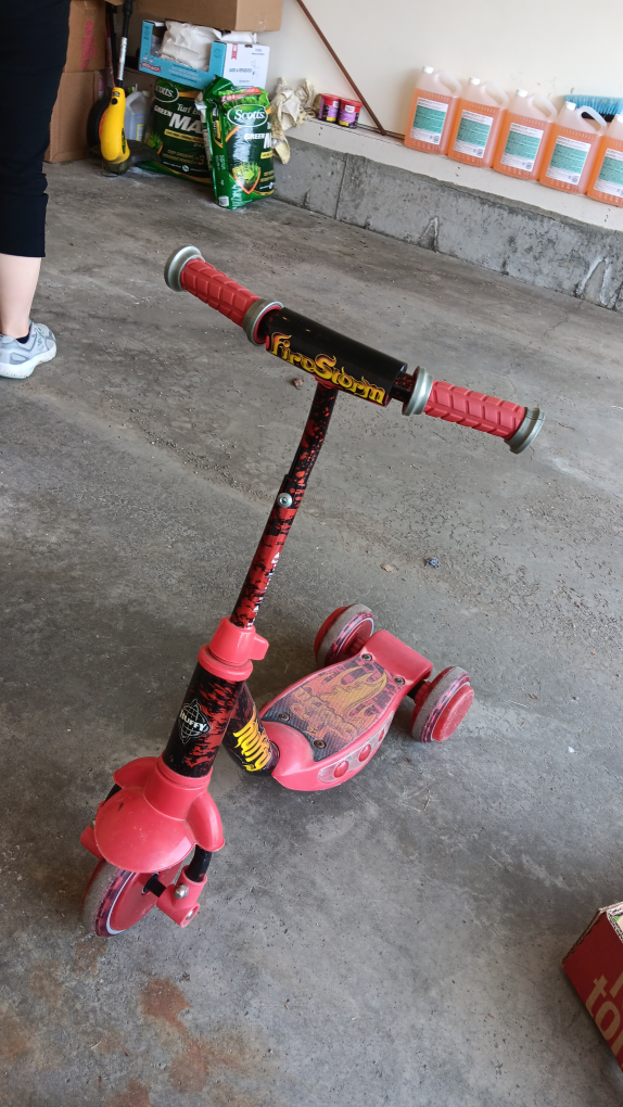 2 for $40 kids bike and scooter - photo 5