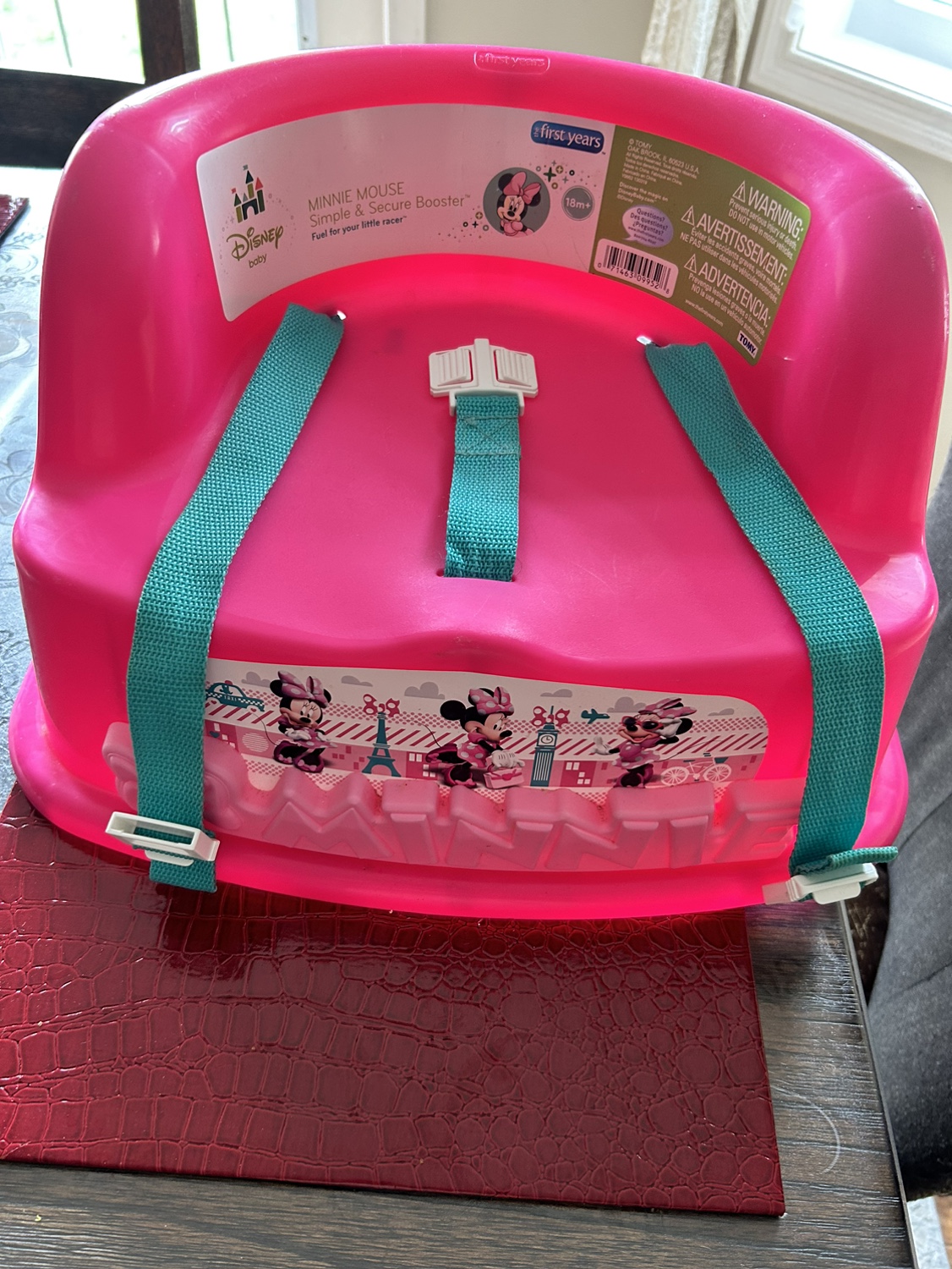 Disney Minnie Mouse Simple and Secure Booster Chair