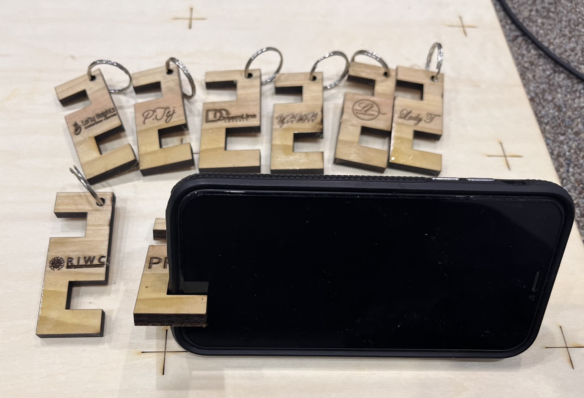 Wooden Phone Stand Keychain - photo 2