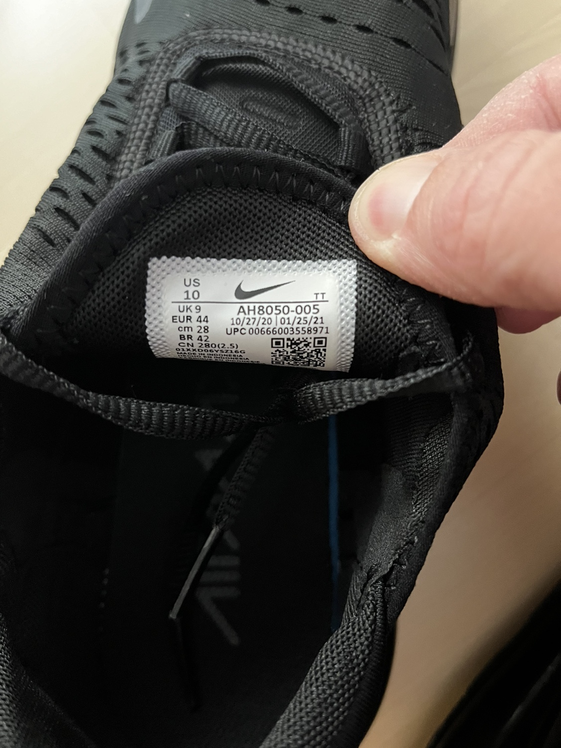 New Nike Air Max 720 || Size 10 image indicator(4)