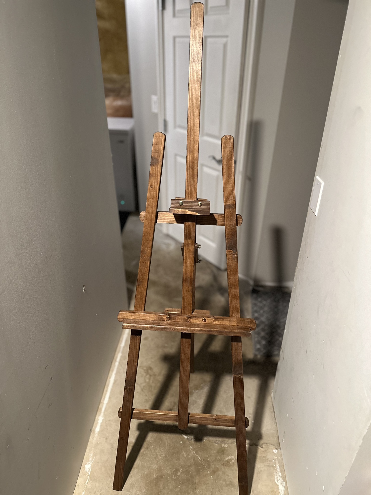 Wooden Artist Easel thumbnail