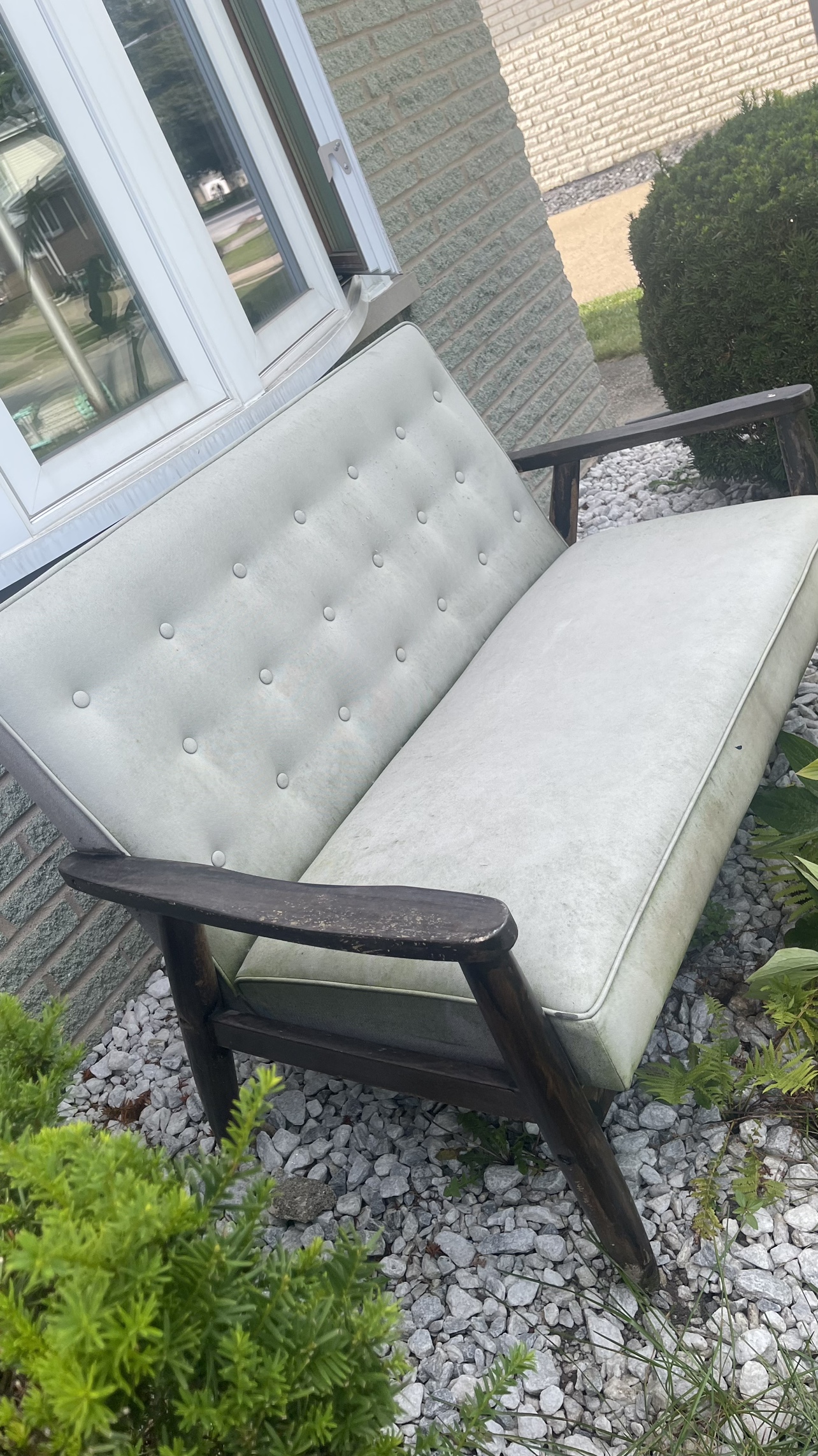 Mid Century  Loveseat need clean please check more pictures - photo 2
