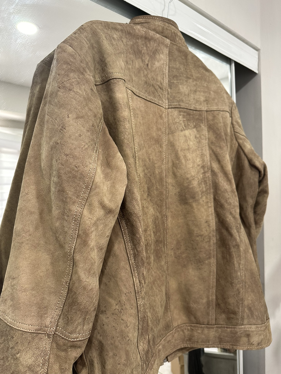 Men's Leather Jacket image indicator(2)