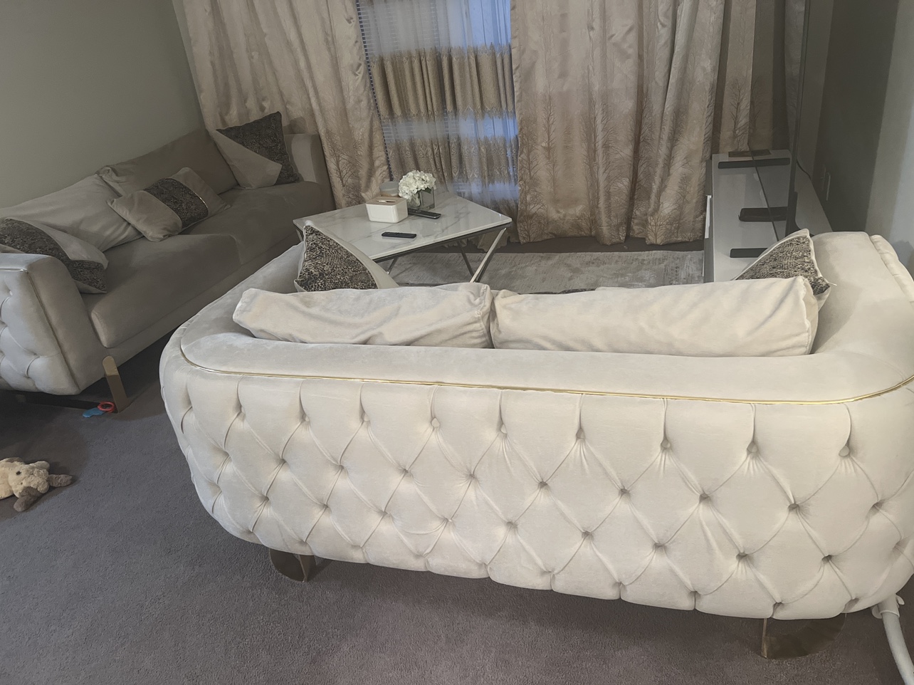 I am selling everything for everything including tv 2500 - photo 2