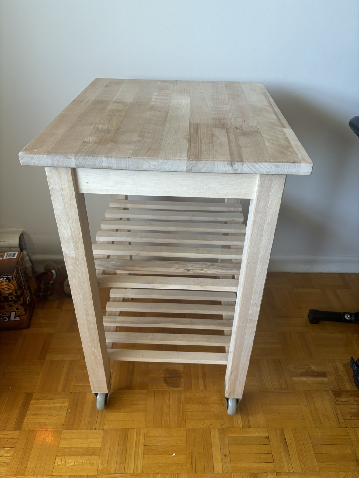 Wooden table - photo 4