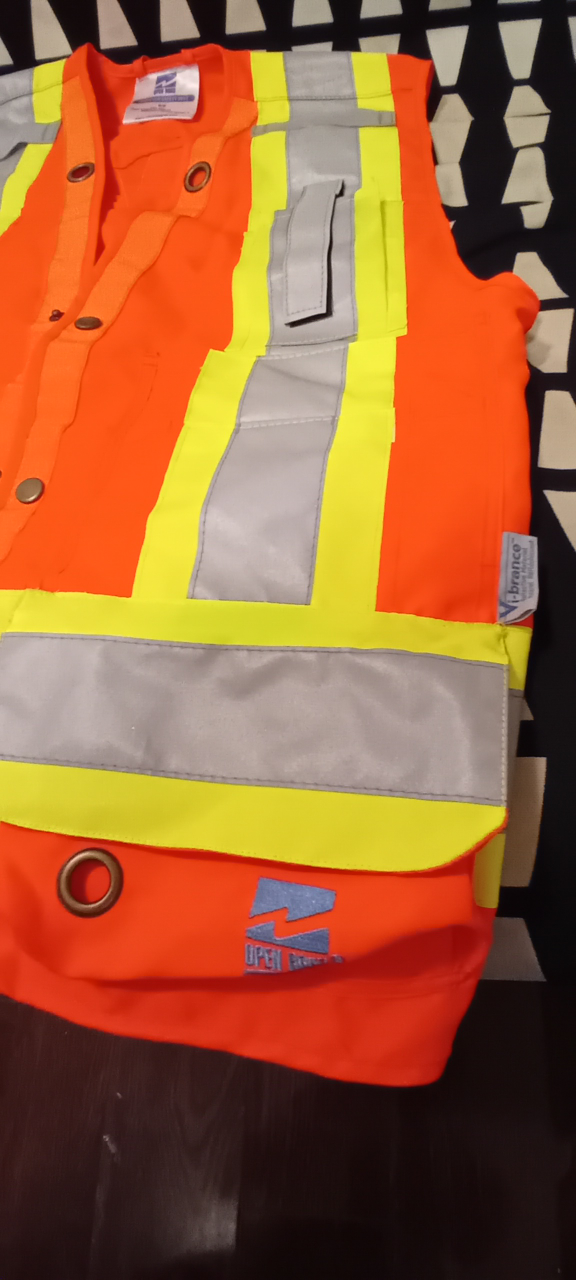 Surveyor Safety Vest image indicator(2)