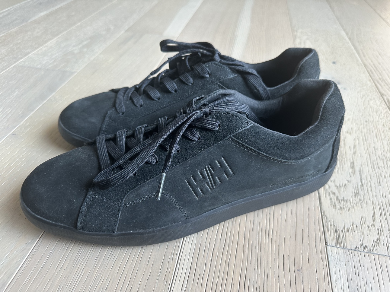 New Mens Size 12 Helly Hansen sneakers image indicator(8)