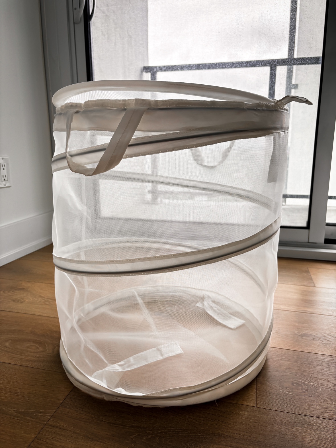 IKEA FYLLEN Laundry Basket thumbnail