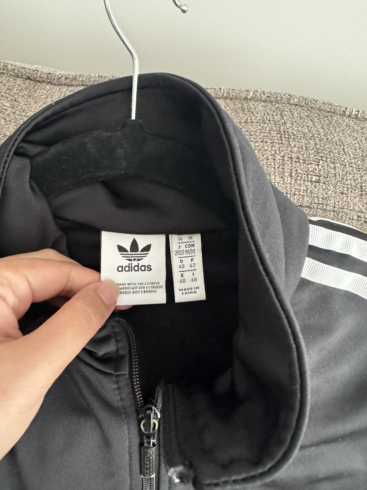 Adidas 3 stripes track jacket - photo 3