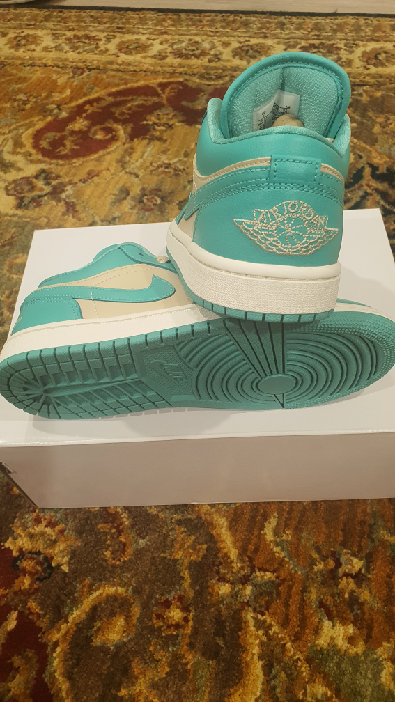Air Jordan 1 Low - photo 4