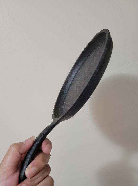 Mini Cast Iron Skillet for Eggs/Cookies/Pancakes image indicator(2)