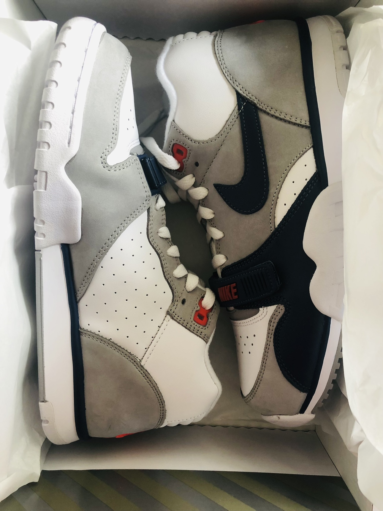 Men’s Nike Air Trainer 1 Size 9.5 - photo 2