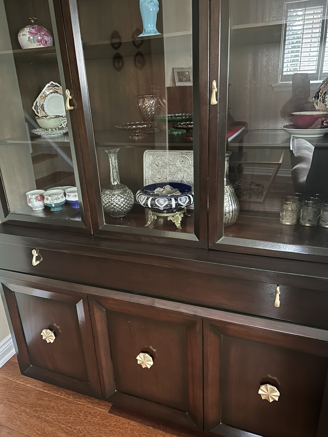 Wood Hutch mahogany