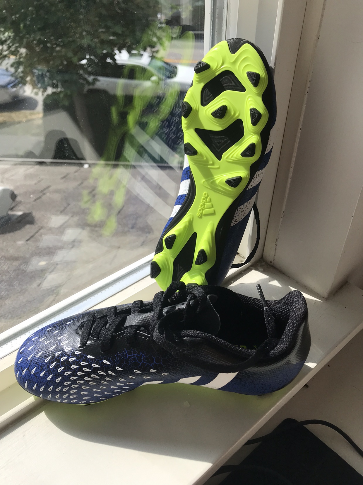 BNIB Adidas Predator .4 soccer kids cleats - photo 3