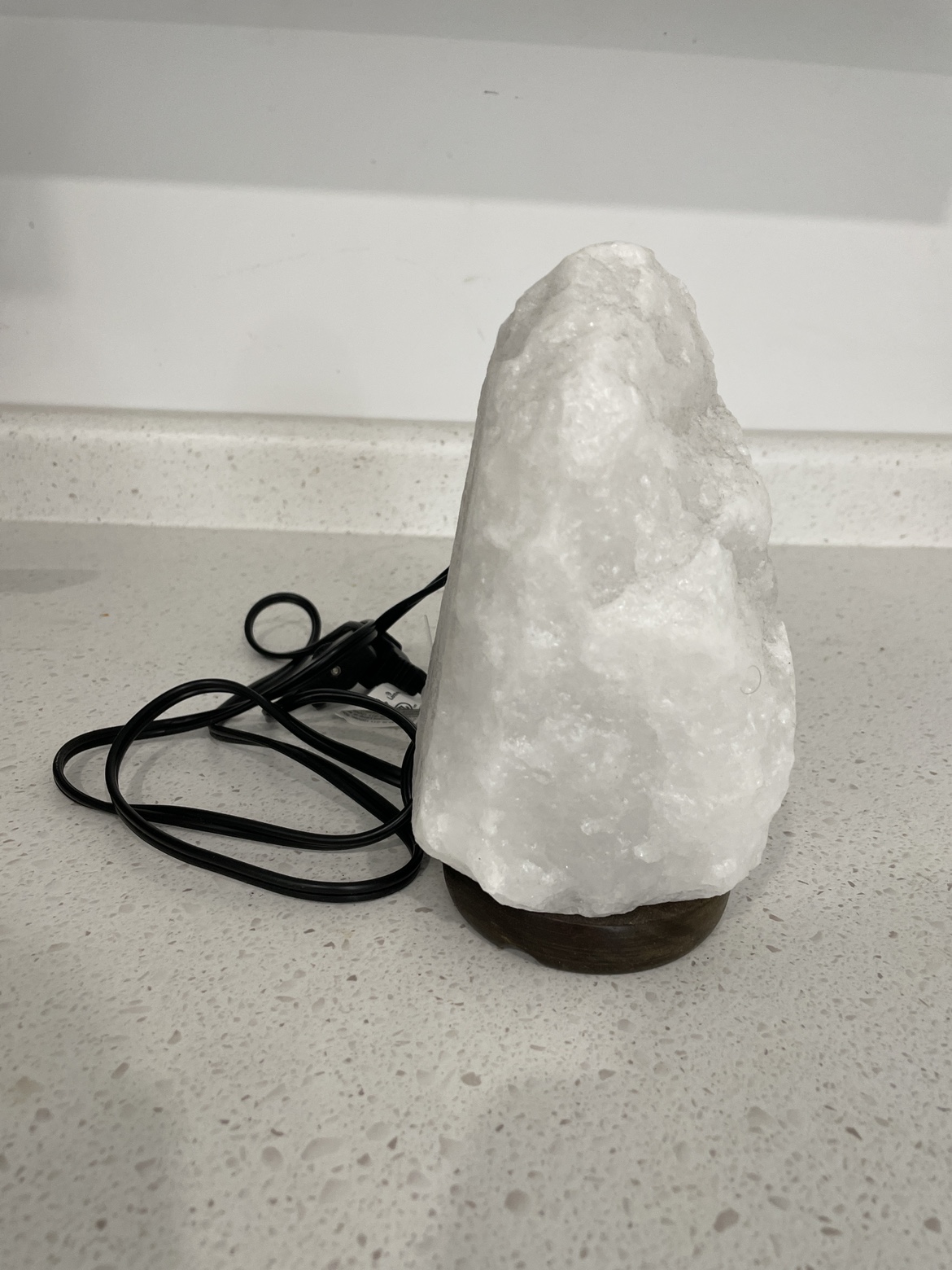 White Himalayan salt lamp