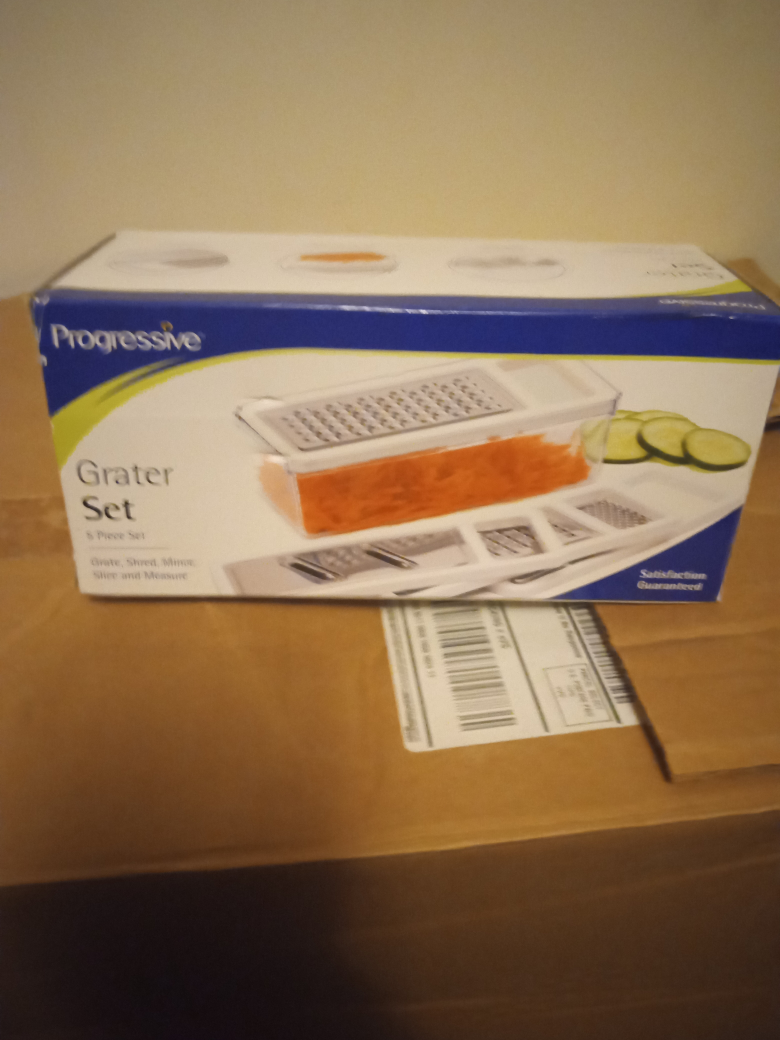 Progressive Grater Set