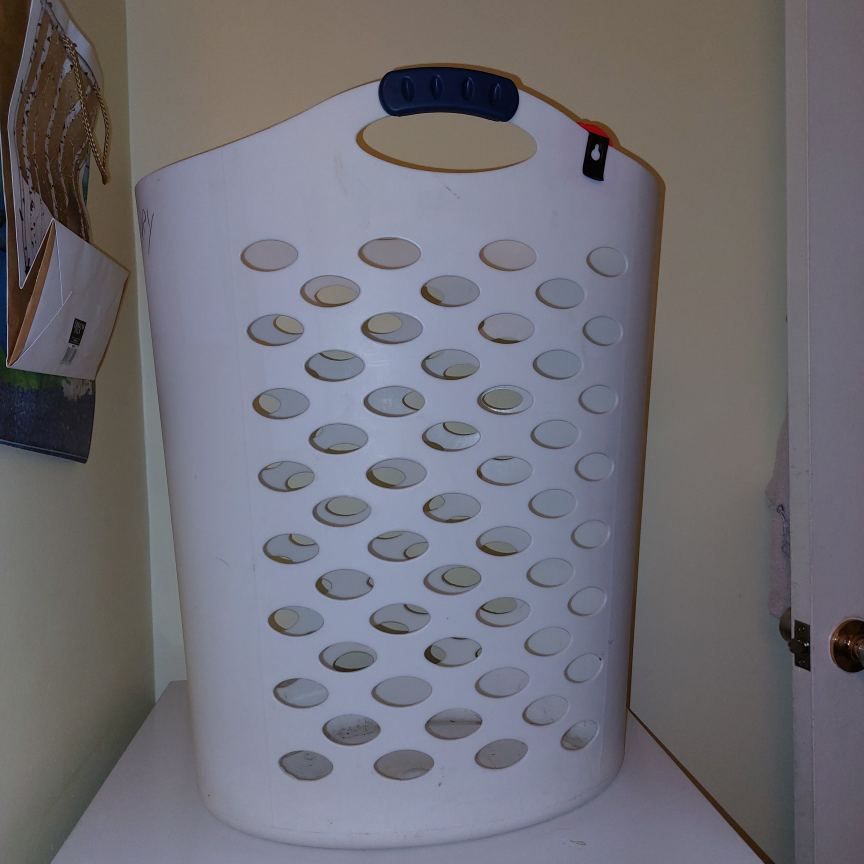 Laundry hamper thumbnail