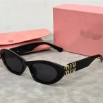 MIU sunglasses