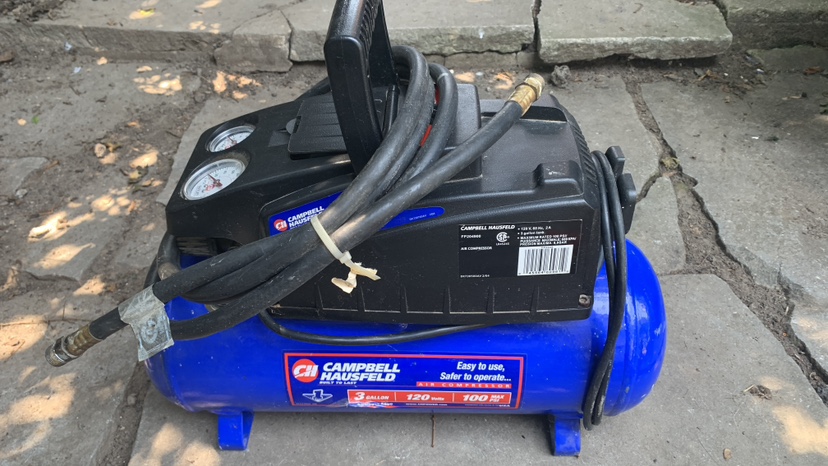 3 gallon 100psi compressor.  Campbell Hausfeld