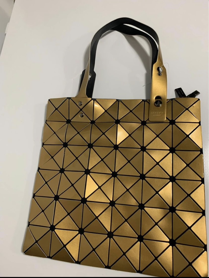 Olovv Geometric Tote Bag thumbnail