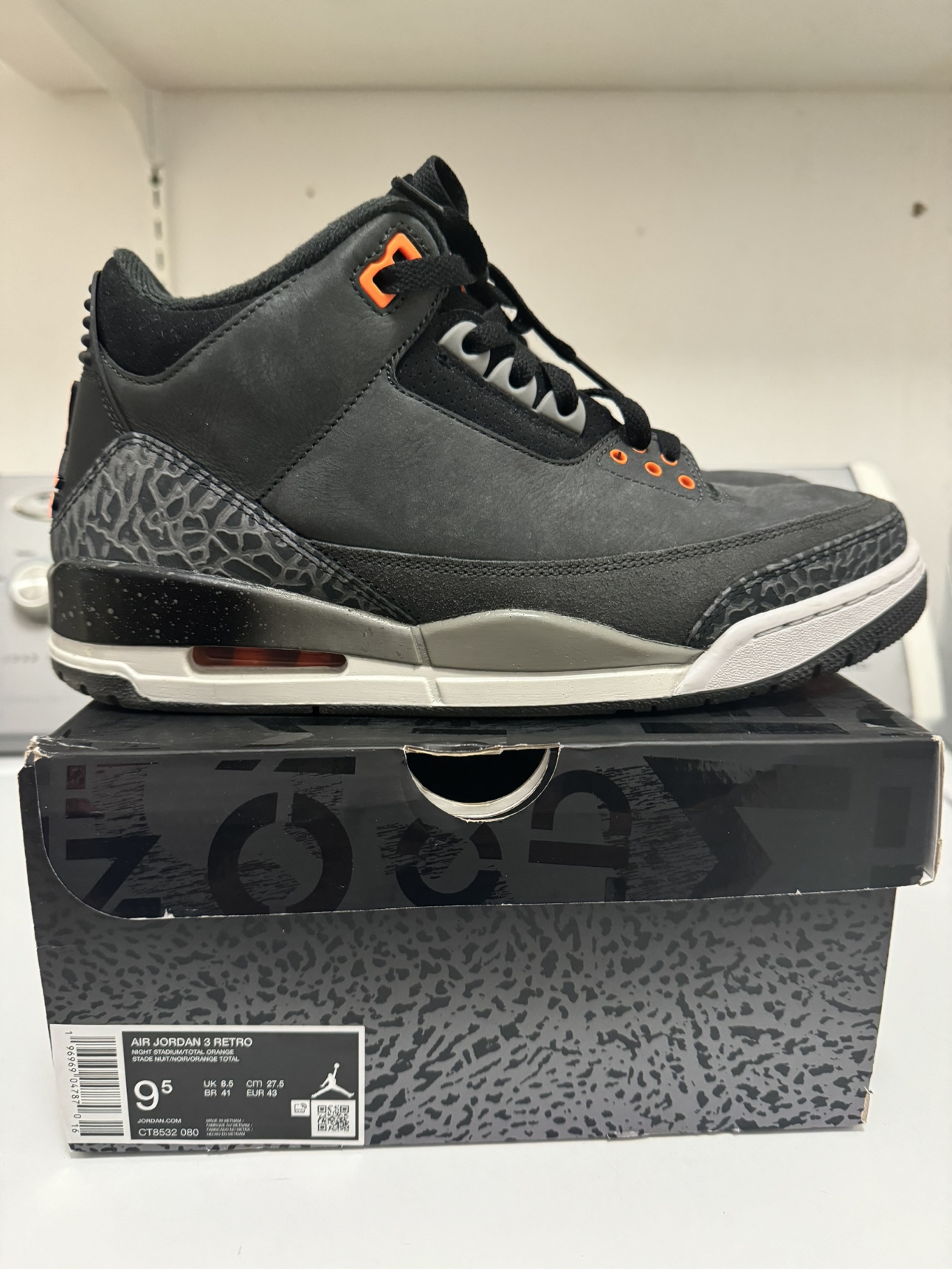 Air Jordan 3 Retro