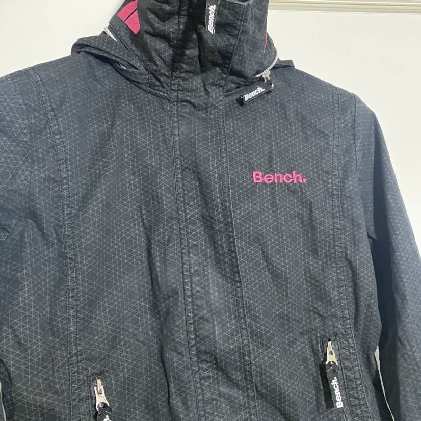BENCH WINDBREAKER HOODED JACKET image indicator(3)