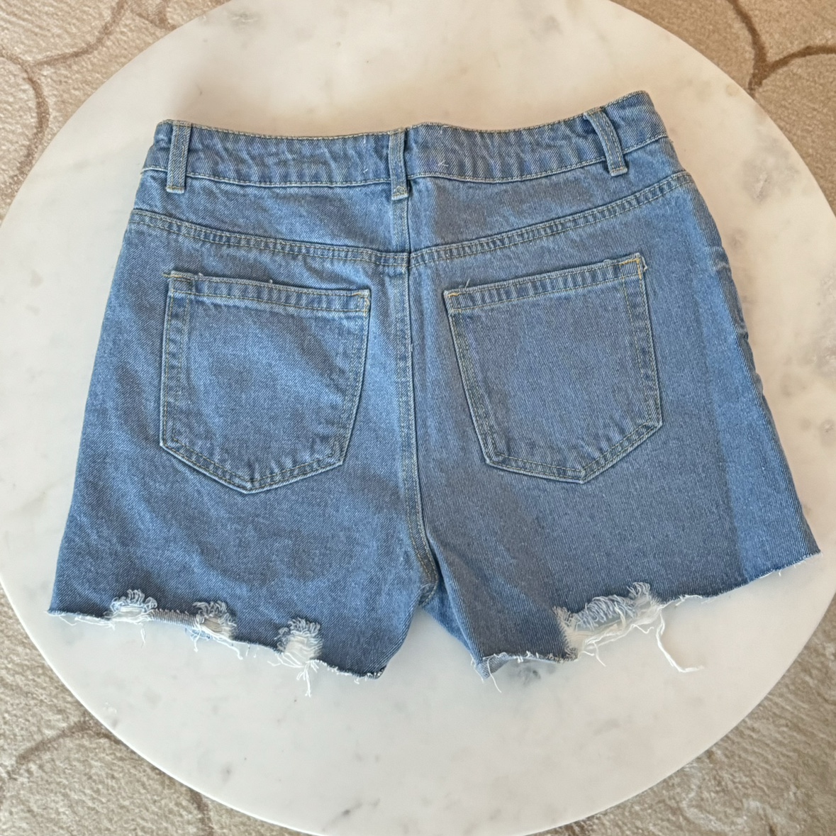Women shorts - photo 2