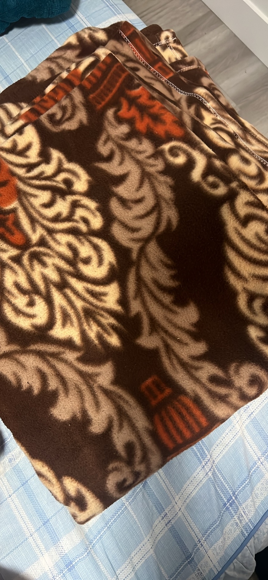 Two Fleece Blankets - photo 3
