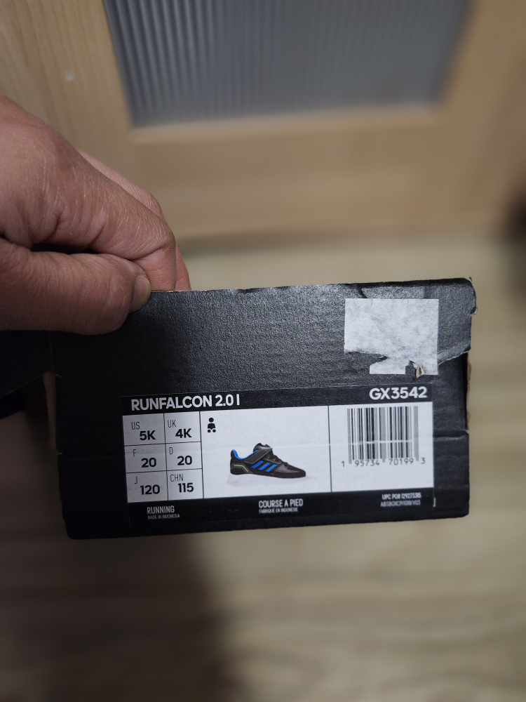Adidas Toddler shoes - photo 3