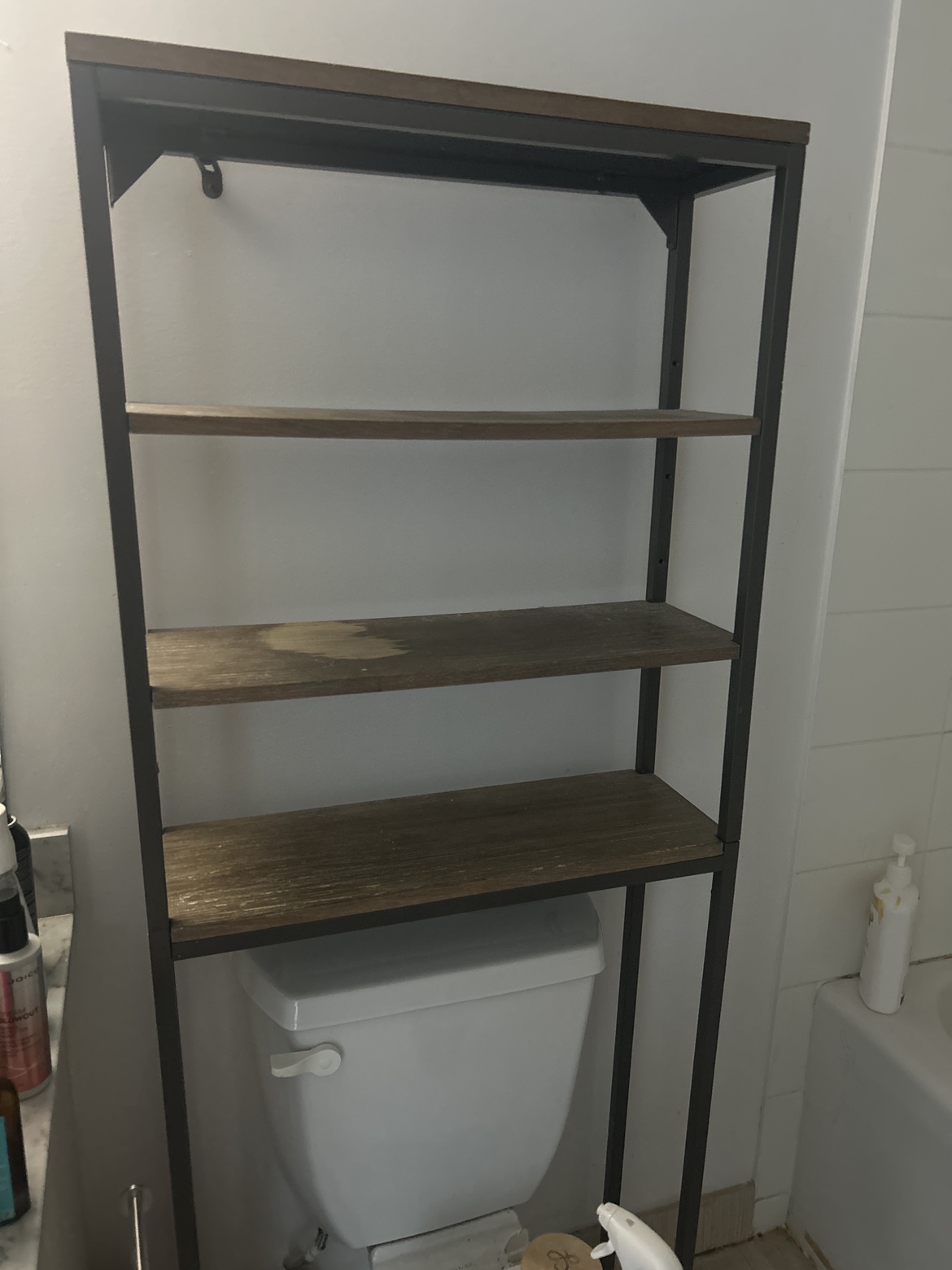 Free the toilet storage