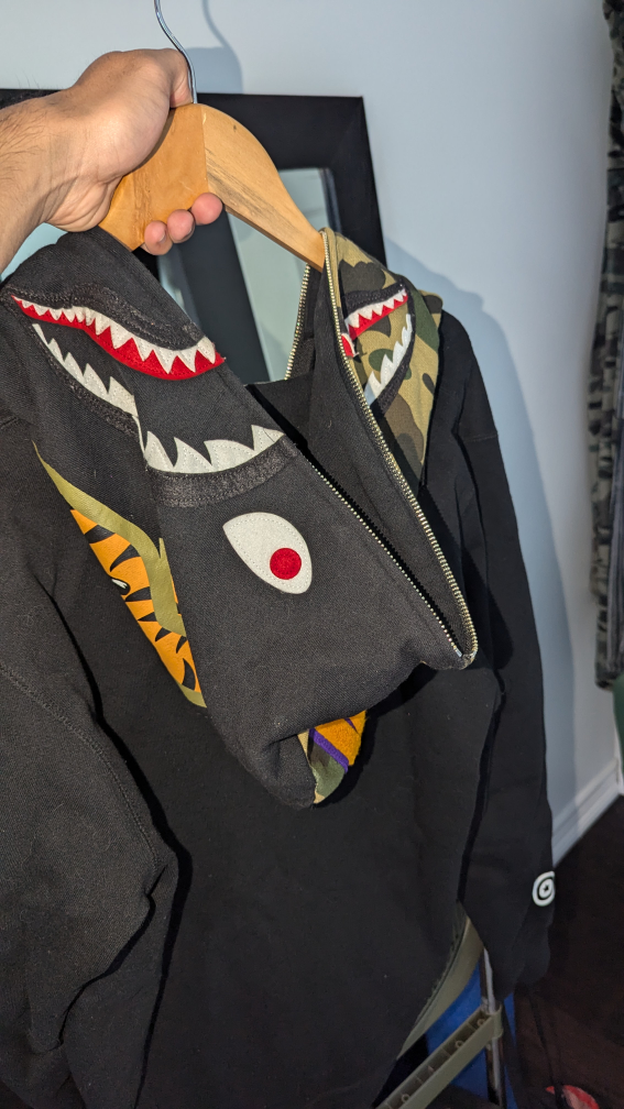 A Bathing Ape Shark Hoodie image indicator(4)