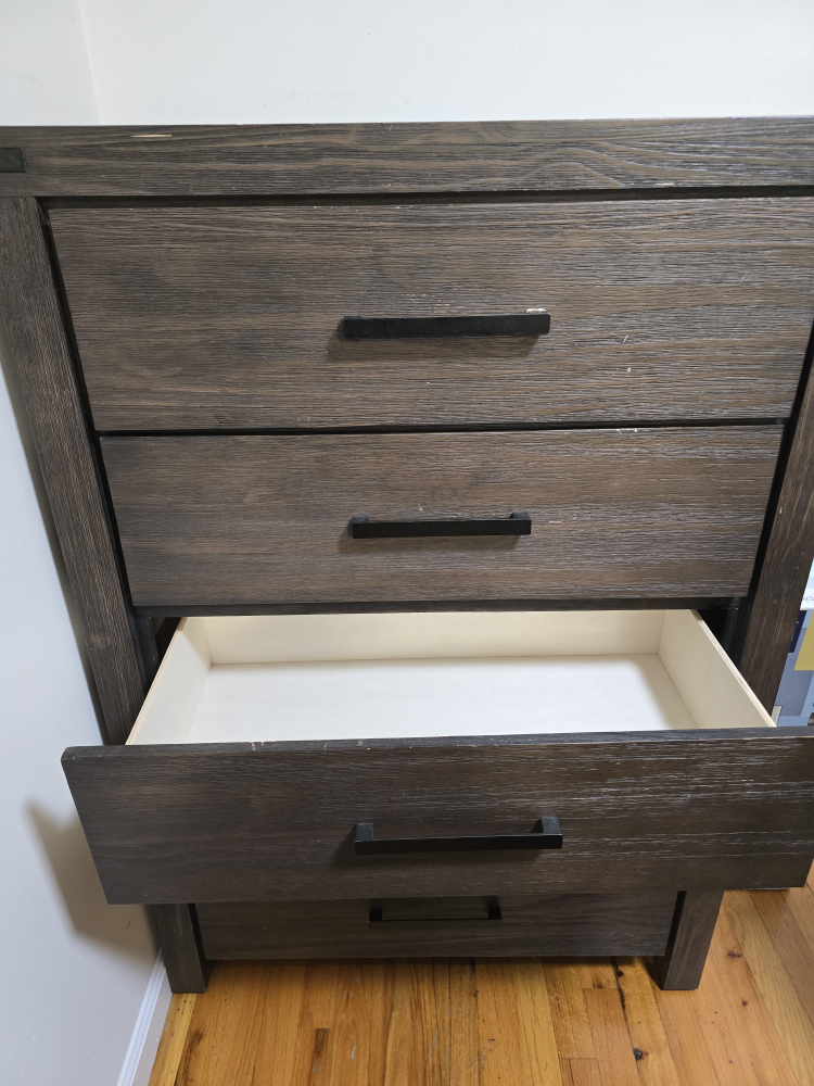 Wooden Dresser - photo 3