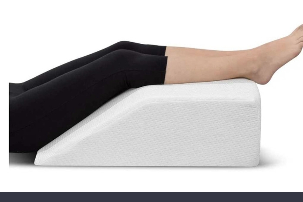 Brand New Leg Elevation Pillow - photo 2
