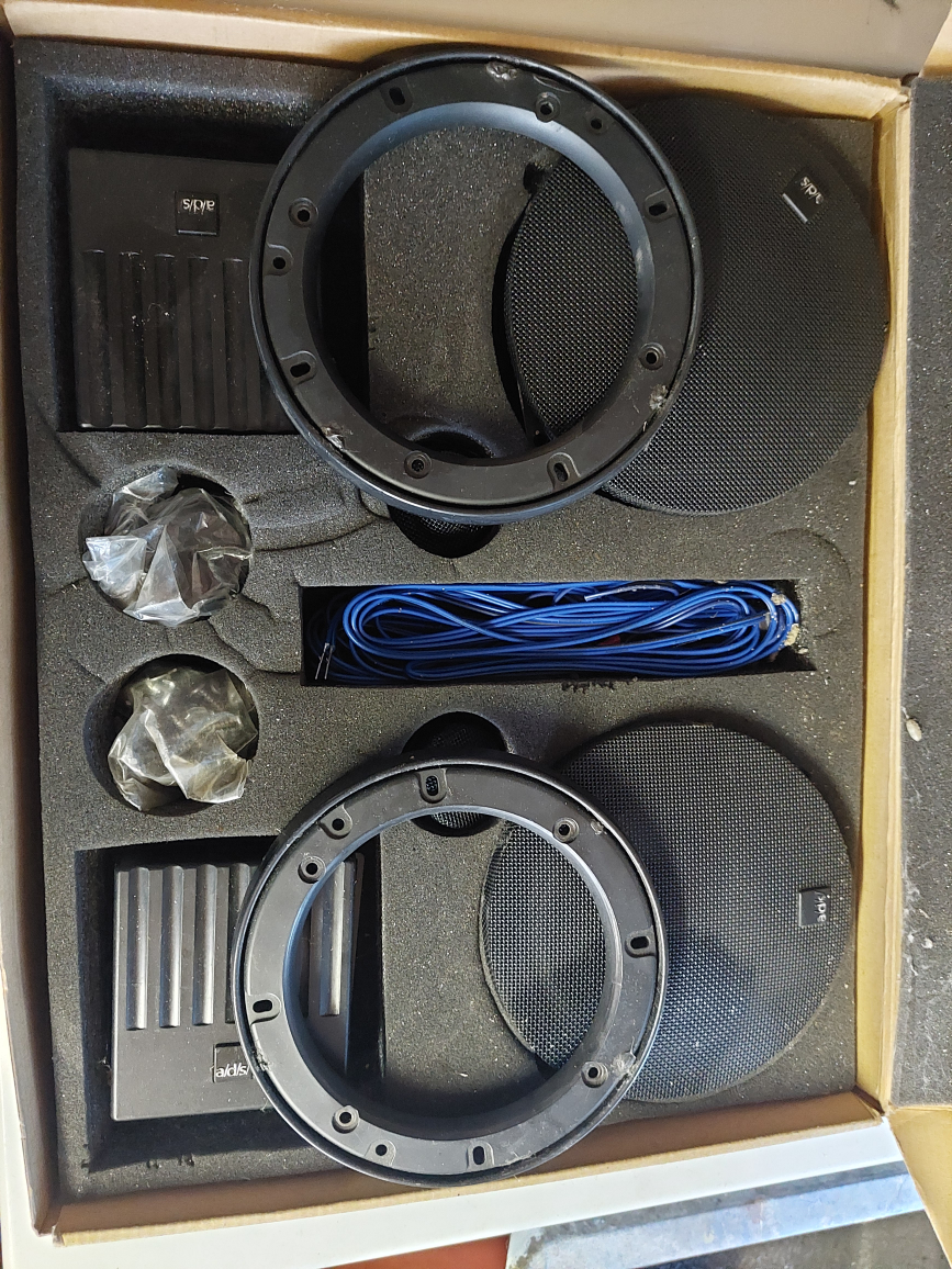 Audiobahn ABC5002V 5 1/4 inch component speaker system. - photo 2