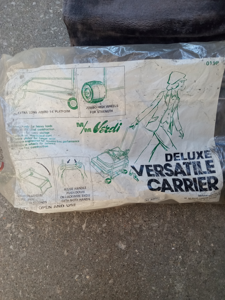 M.M. Verdi Deluxe Versatile Carrier