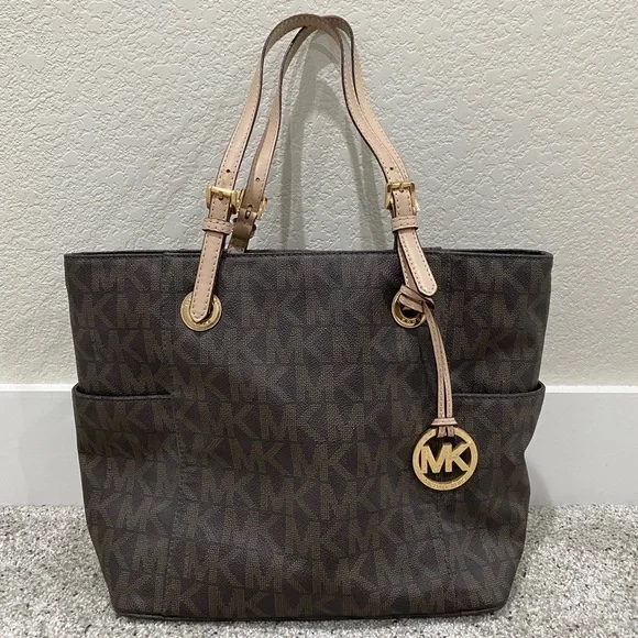 MK Michael Kors Jet Set Tote in Monogram Canvas thumbnail