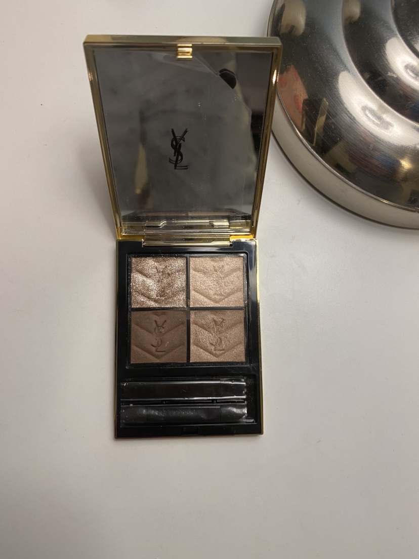 YSL couture mini clutch eyeshadow palette STORA DOLLS image indicator(2)