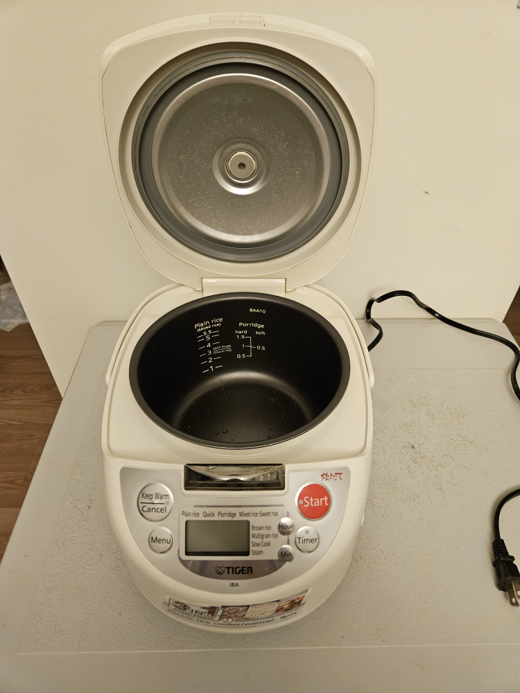 Tiger Rice Cooker JBA-A10U