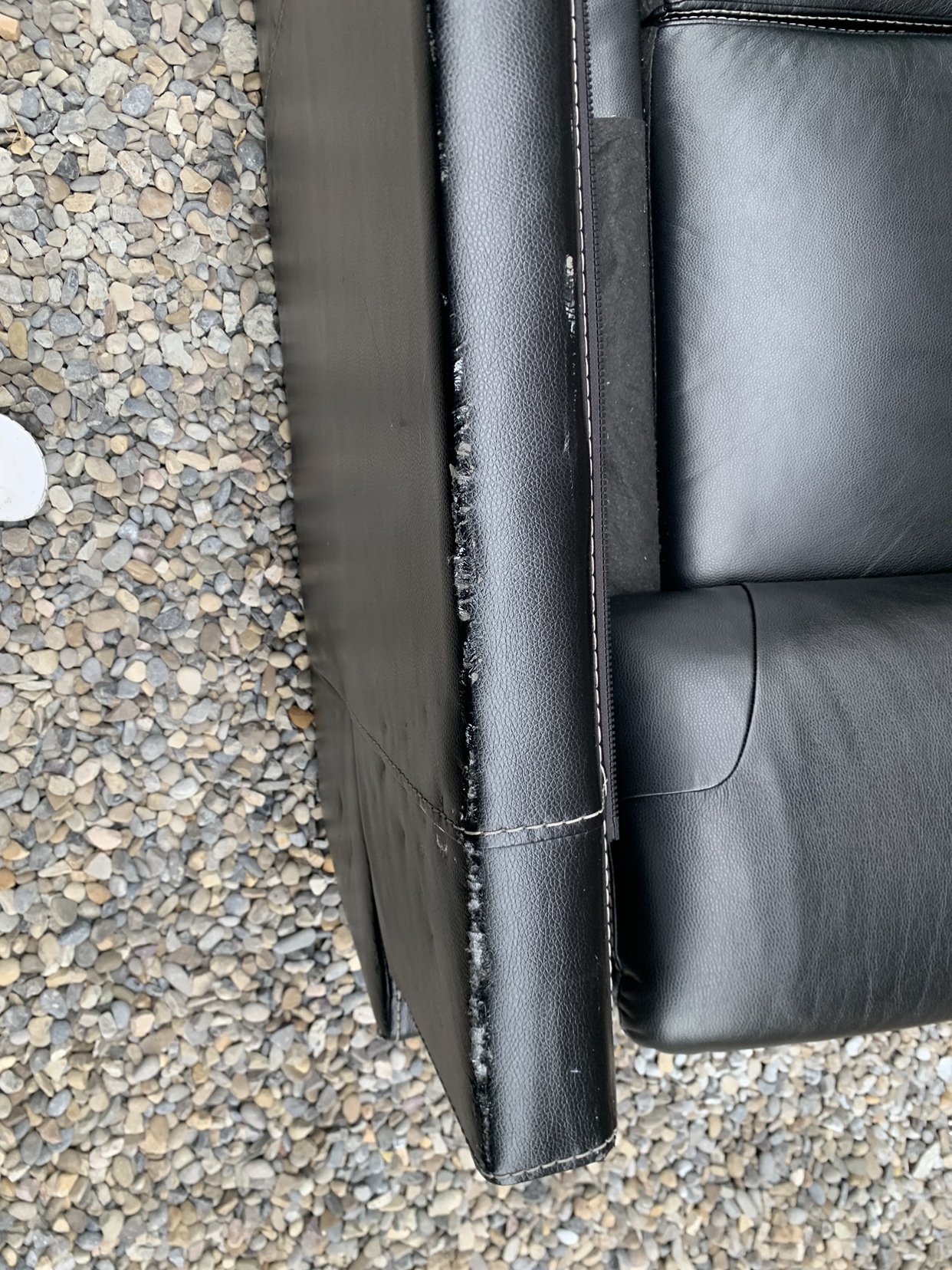 3 seater Couch for sale - photo 2