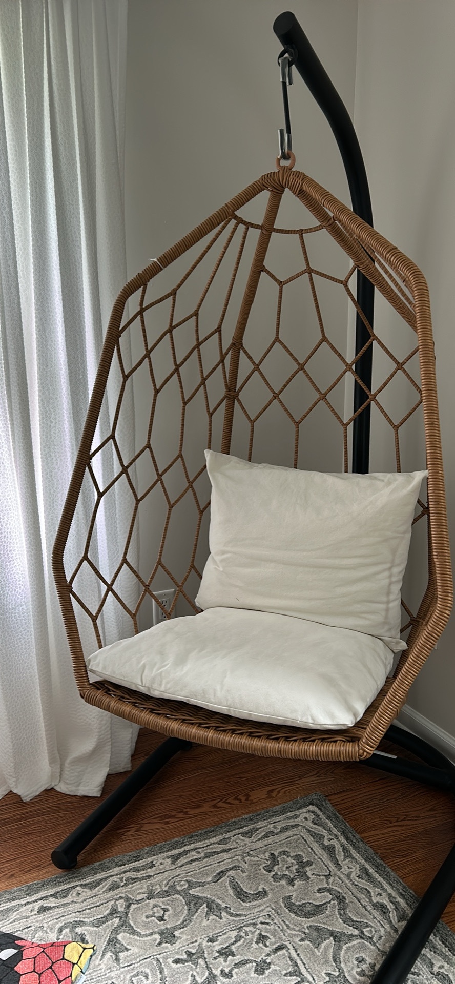 Swinging egg chair with stand- like new! - photo 4