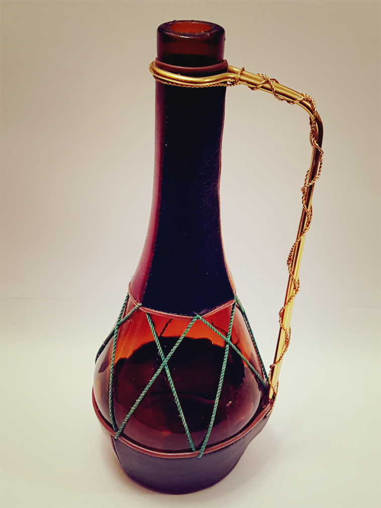 4 vintage ornaments image indicator(5)