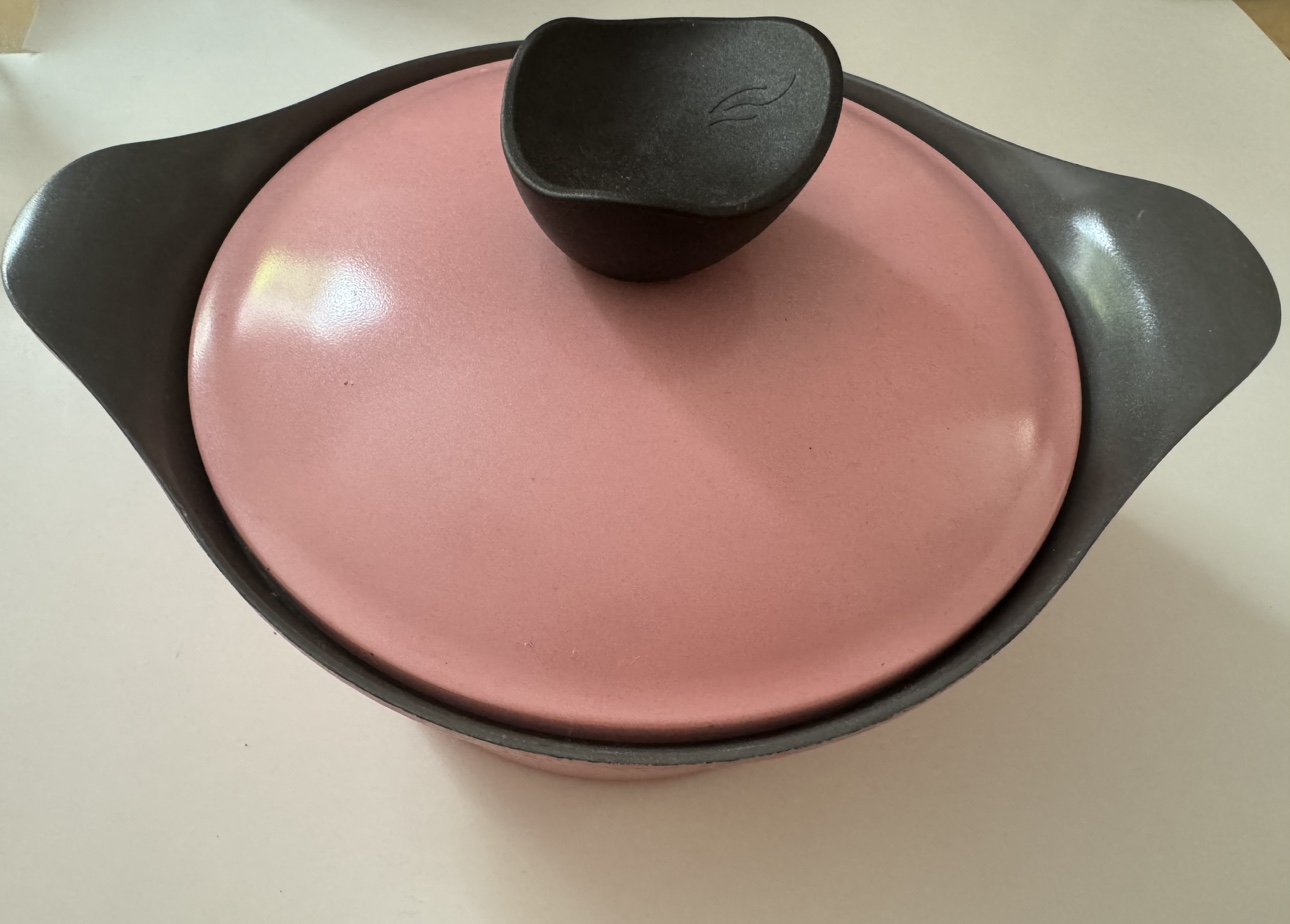 Cute baby pink🎀 nonstick pot thumbnail