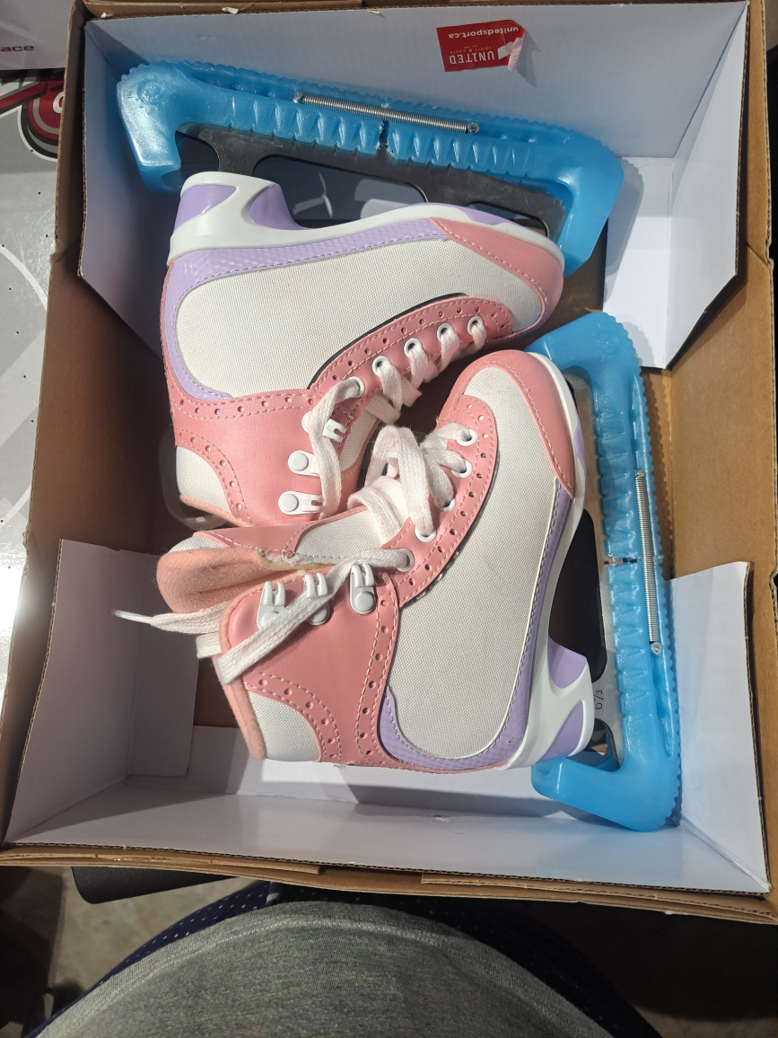 Girls Ice Skates